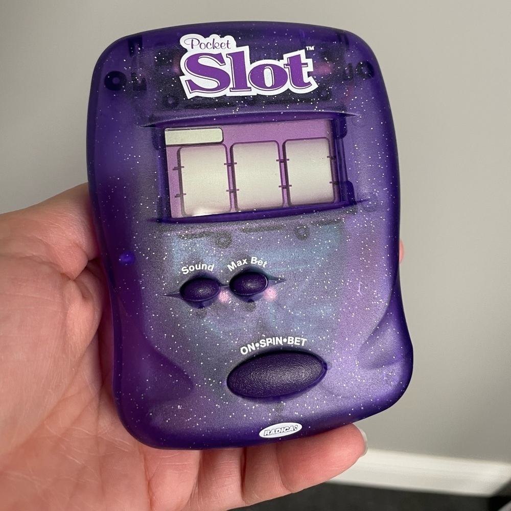 Radica Casino Pocket Slot Handheld Machine Game